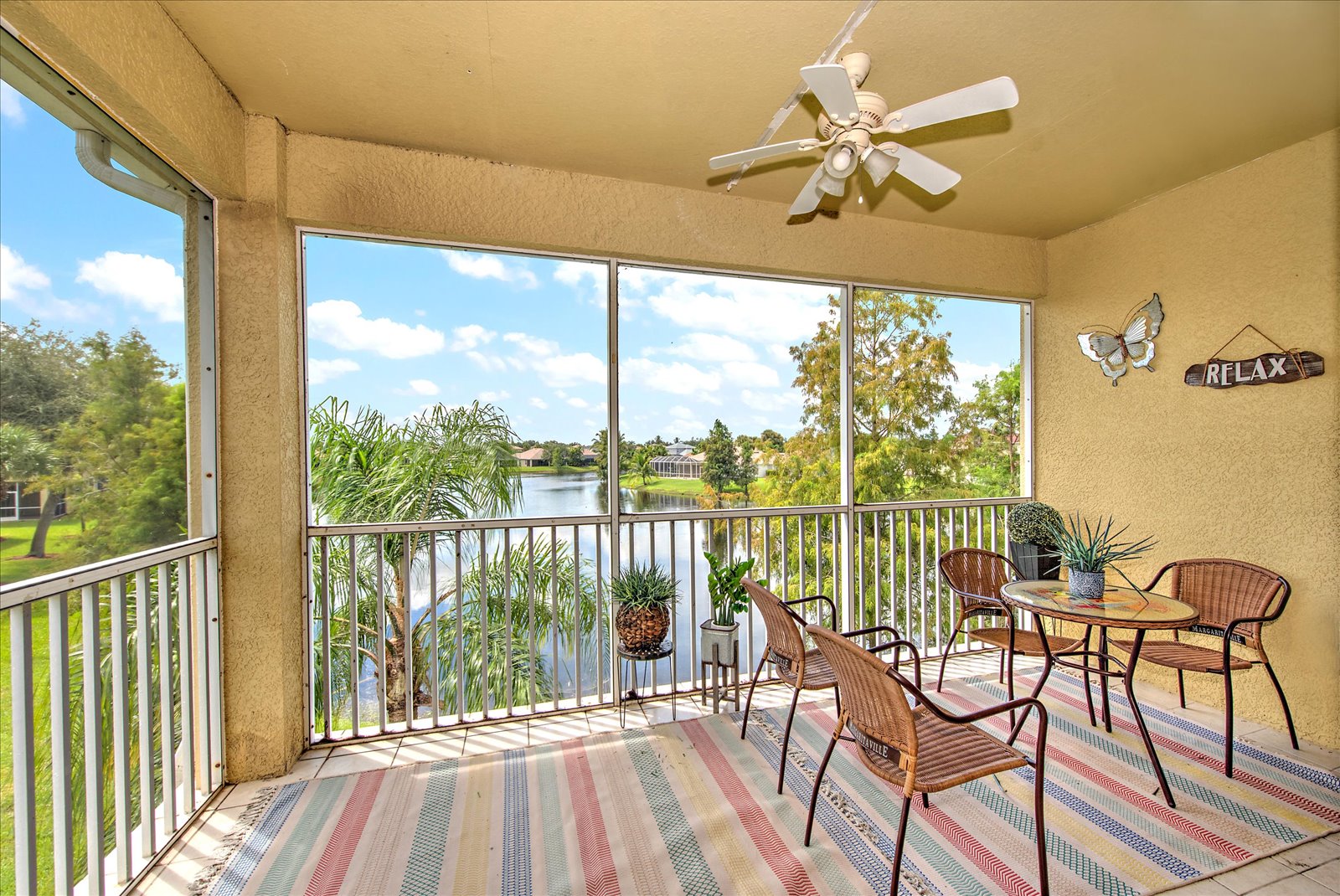 Screened lanai of a Calusa Palms home
